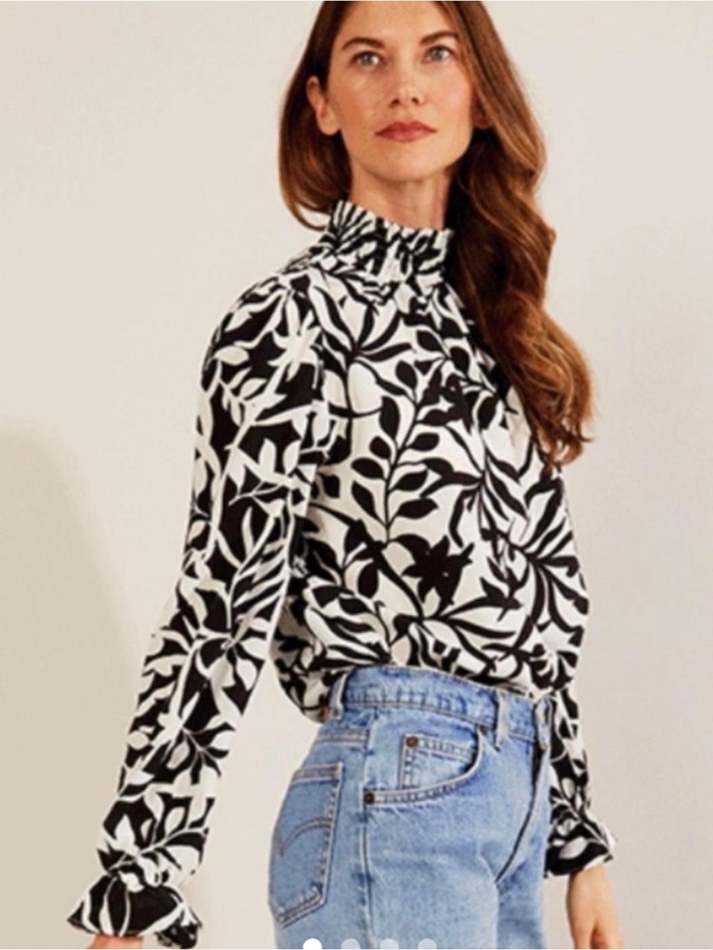 NWT TUCKER Juliette Black and White Figi Floral Print Silk‎ Charmeuse Top Medium